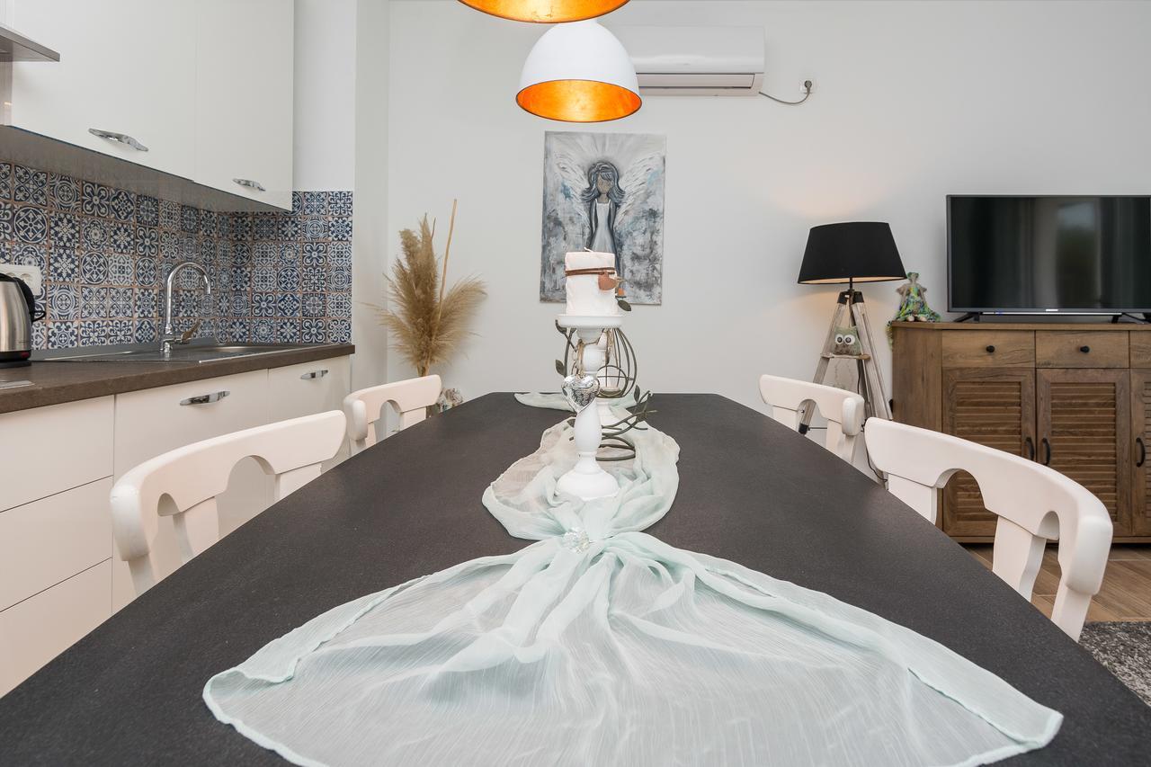 Apartments Marta 1 Zadar Ngoại thất bức ảnh