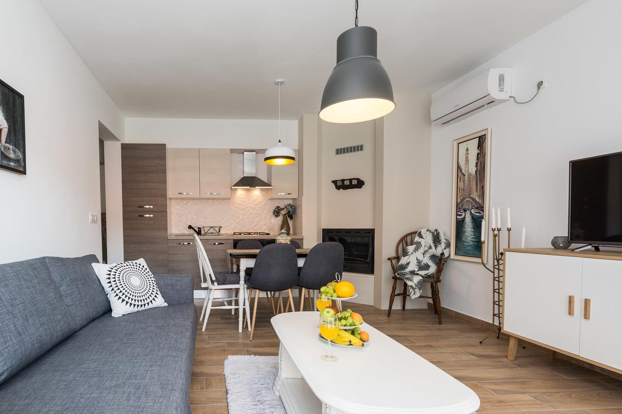 Apartments Marta 1 Zadar Ngoại thất bức ảnh