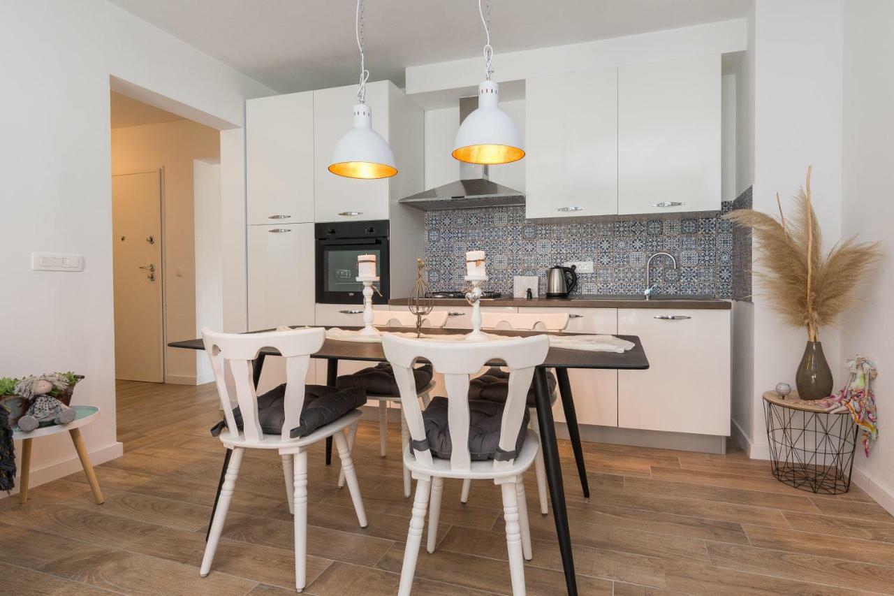 Apartments Marta 1 Zadar Ngoại thất bức ảnh